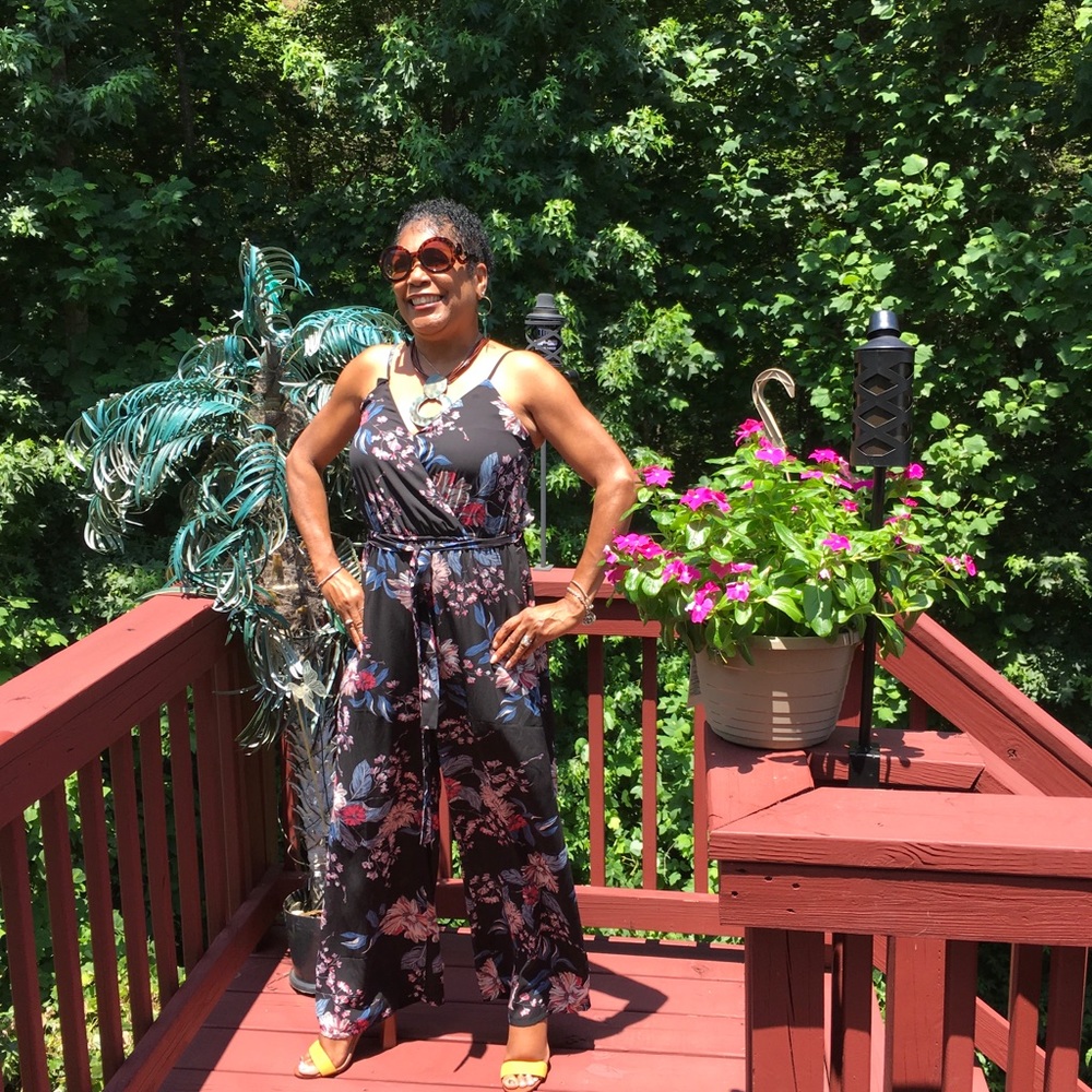New💕 Floral Wide Leg Women’s Jumpsuit